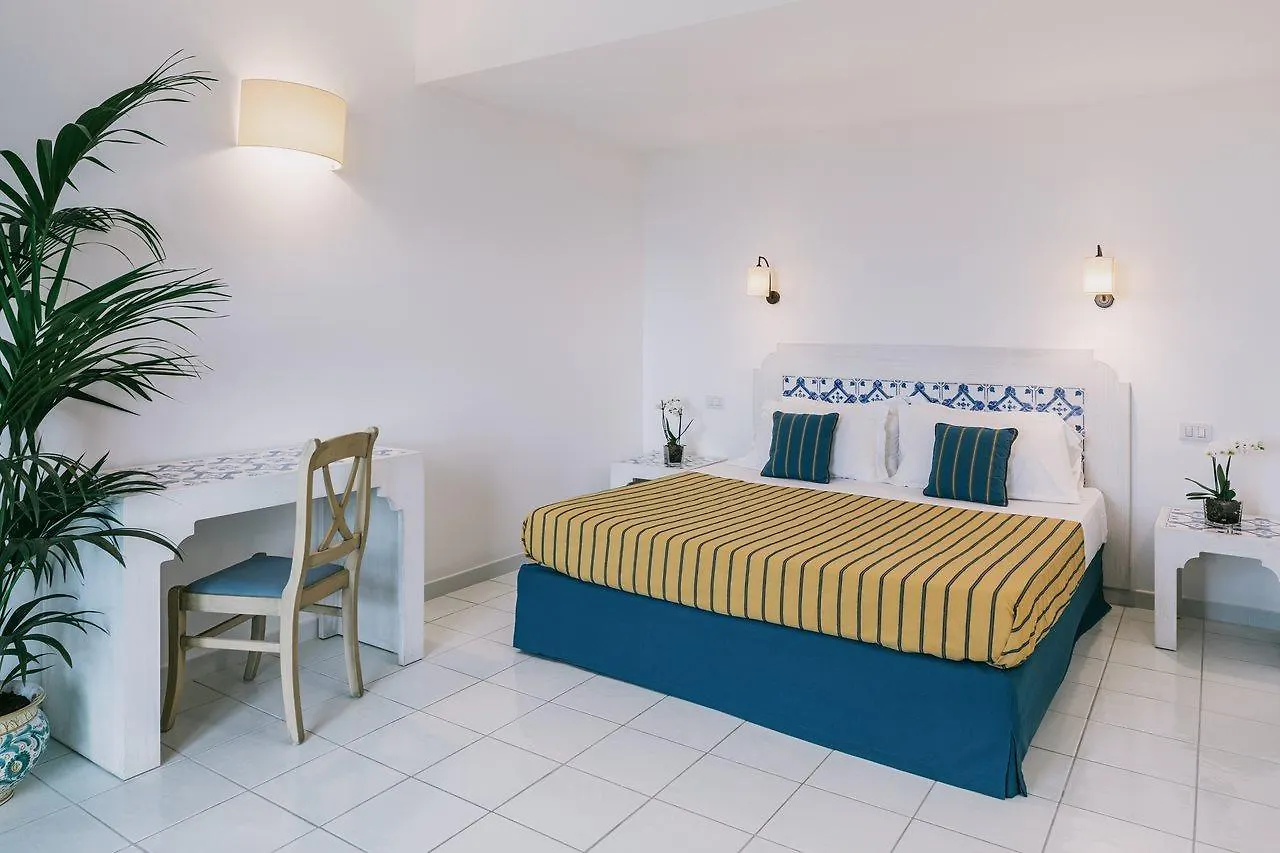 Costanza Resort Marinella di Selinunte 4*,